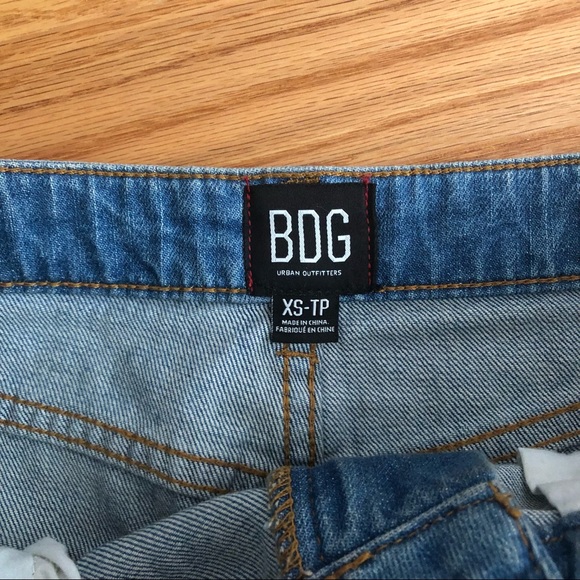 🌸Urban Outfitters Denim Skirt - Picture 4 of 11